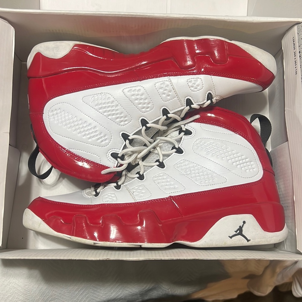 Jordan 9 gym red